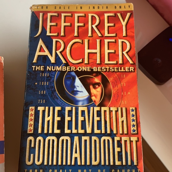Jeffrey Archer readers? 3 books + 1 free. - Picture 3 of 6